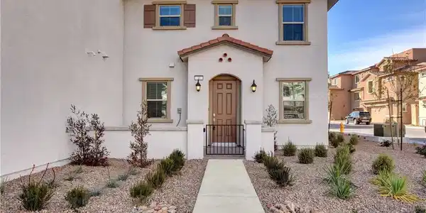 4 Lomita Heights Drive