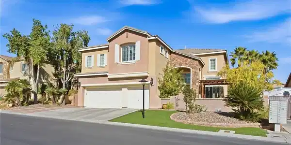 8122 Mystic Desert Avenue