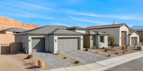 1258 Amethyst Alley