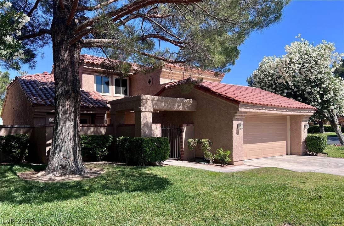 Image 2: Inviting exterior, offering a blend of comfort and