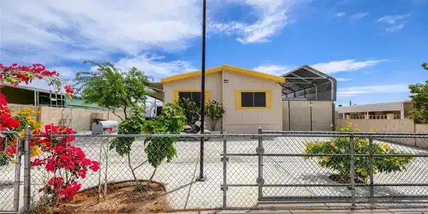 6073 Shenandoah Avenue