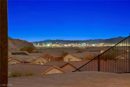 4732 Amazing View Street