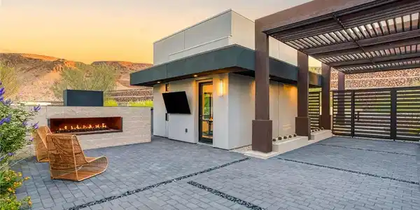 Image 4: Private gated courtyard with detached casita/guest