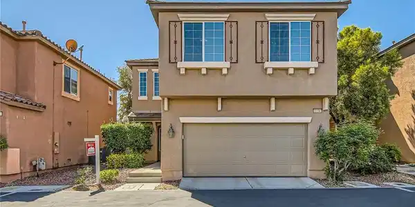 8136 Satin Carnation Lane