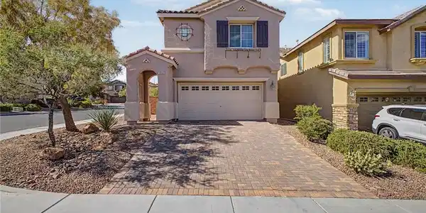 10560 LAURELWOOD LAKE Avenue