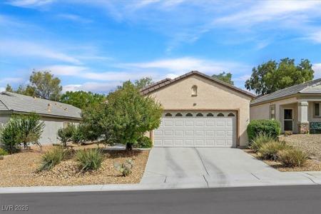 2526 Crater Rock Street