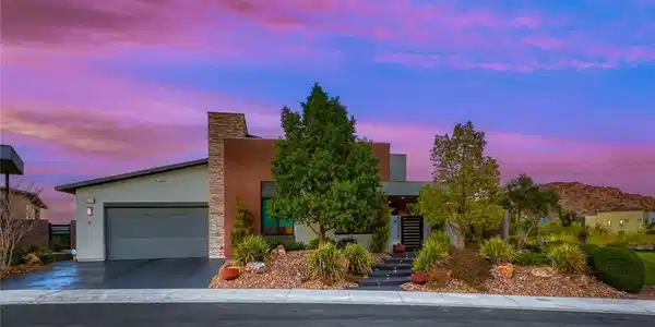 2216 Sky Pointe Ridge Drive