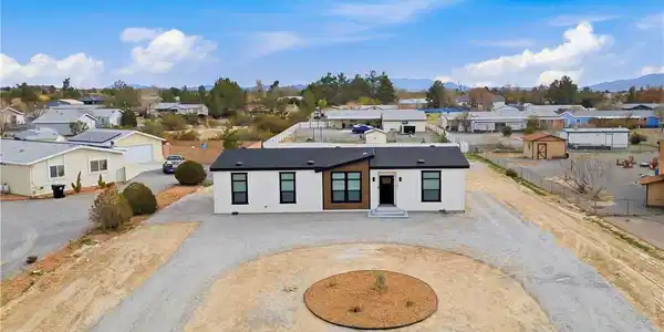 5621 Saddletree Road