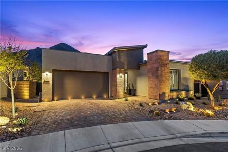 3071 Mount Oak Court