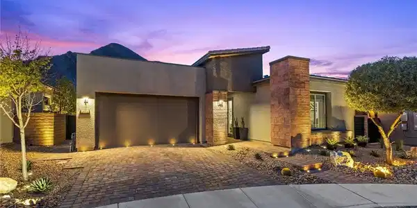 3071 Mount Oak Court