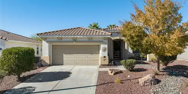 1379 Oakmont Court
