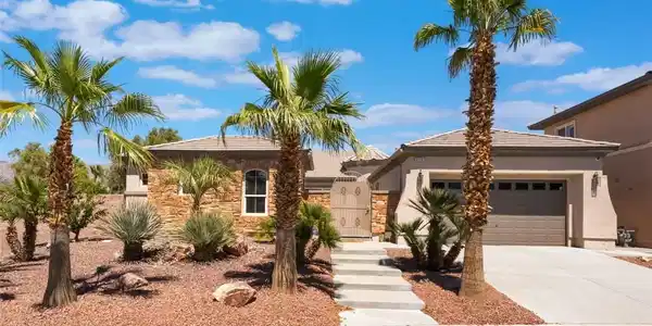 8536 Grand Palms Circle