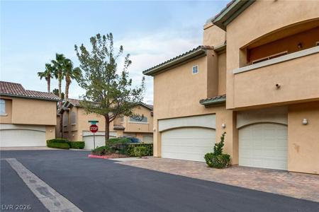 1616 Cardinal Bluff Drive