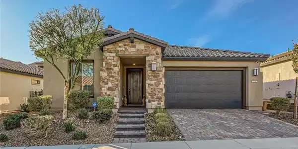 53 Stone Yucca Court