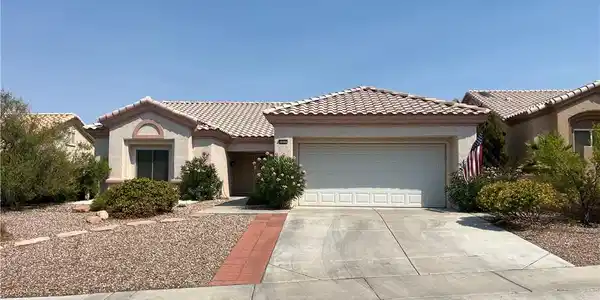 2712 Breakers Creek Drive