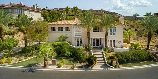 21 Grand Corniche Drive
