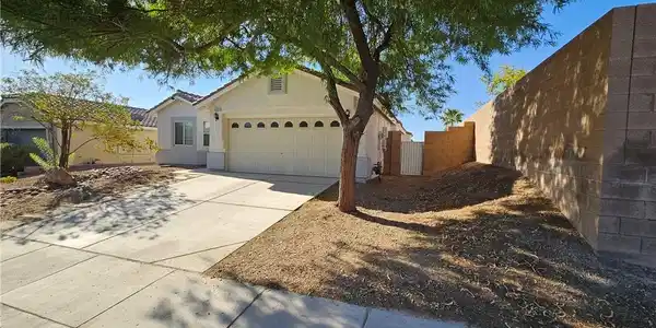 6033 Sierra Medina Avenue