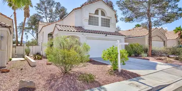 92 Sea Holly Way