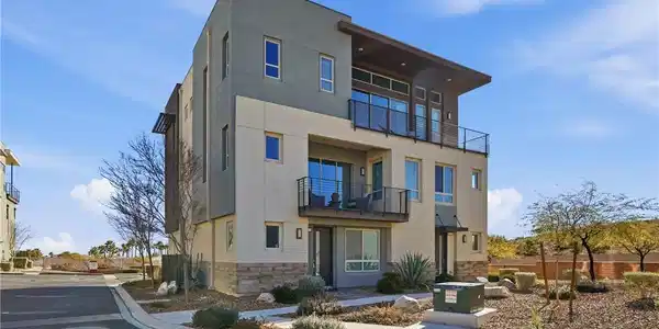 10873 Crimson Cliffs Avenue