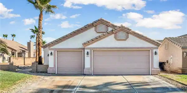 1215 Country Club