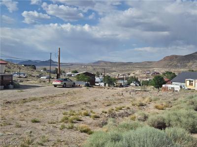236 S Montana