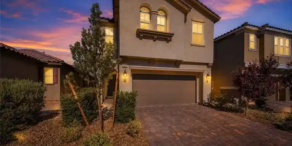 2277 Teatro Avenue