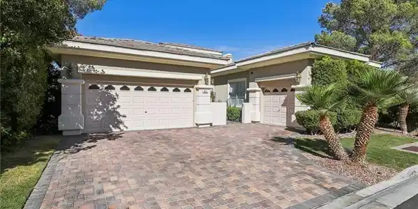613 Pinnacle Heights Lane