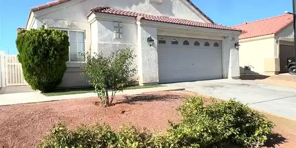 529 Regal Robin Way