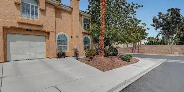 8400 Majestic View Avenue