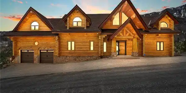 4927 Snow White Road