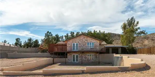 9865 Penny Lane