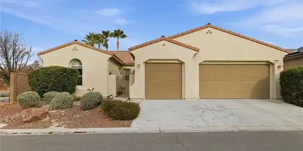 5240 La Terra Avenue