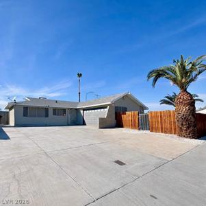 3825 Syracuse Drive