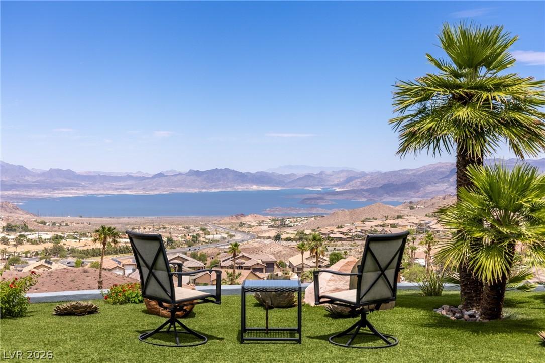 Image 3: Lawn Overlooking Lake