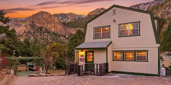 239 Crestview Drive