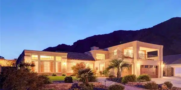 520 Swallow Cove