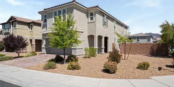 2818 Calle Cadiz