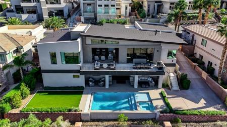 1692 Tangiers Drive
