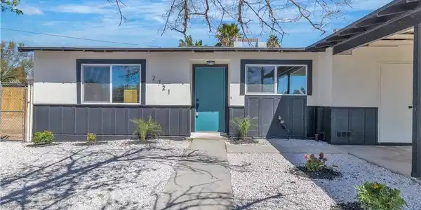 2721 Bruce Circle