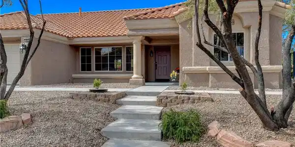 9800 Rosamond Drive