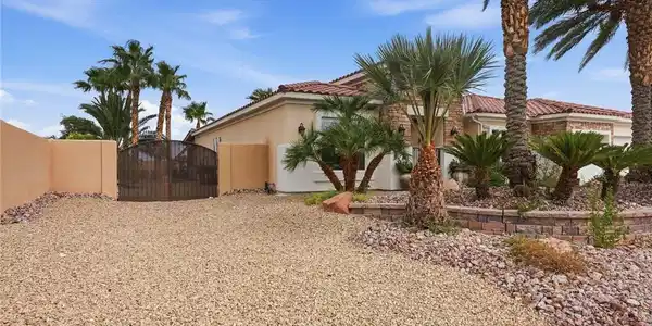 Image 3: home.