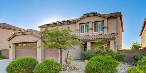 2176 De Narvik Drive