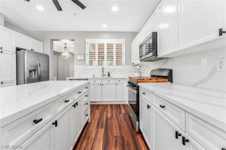 7561 Cutting Edge Court
