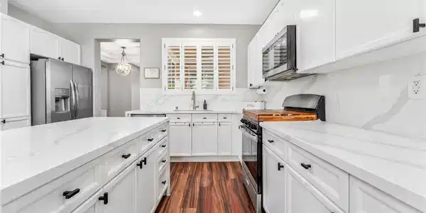 7561 Cutting Edge Court