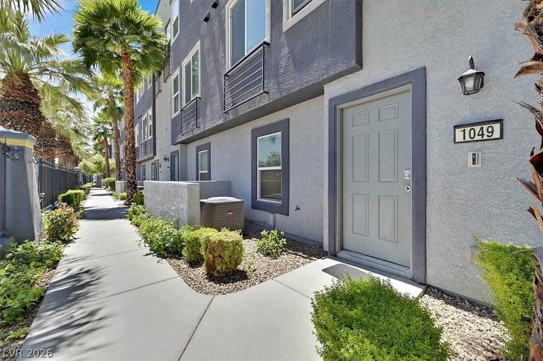 Image 2: This modern townhome offers convenient living with