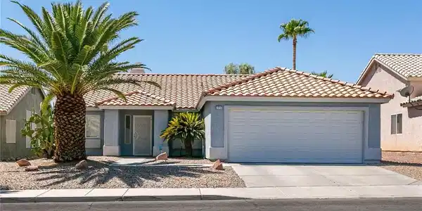 7717 White Grass Avenue