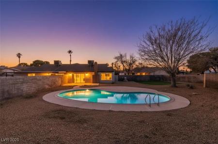 7075 Starwood Drive