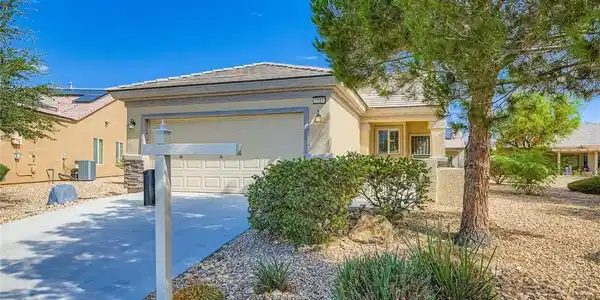 7824 Starthroat Court