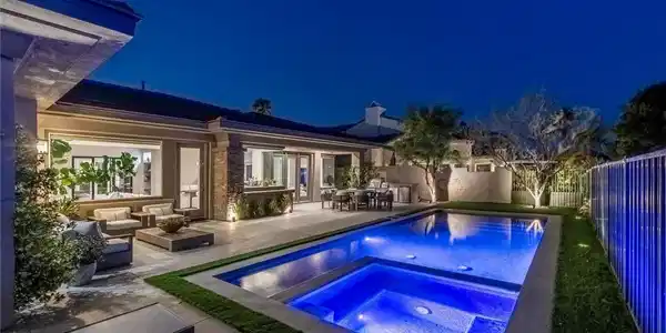 Image 2: New Pool, and outdoor kitchenspa