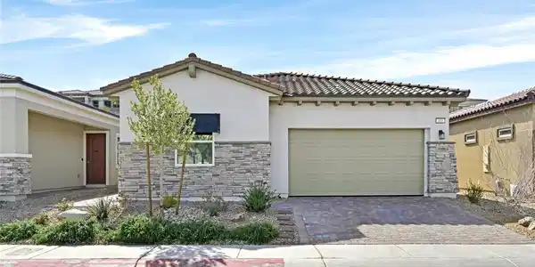 111 Ibiza Lake Drive